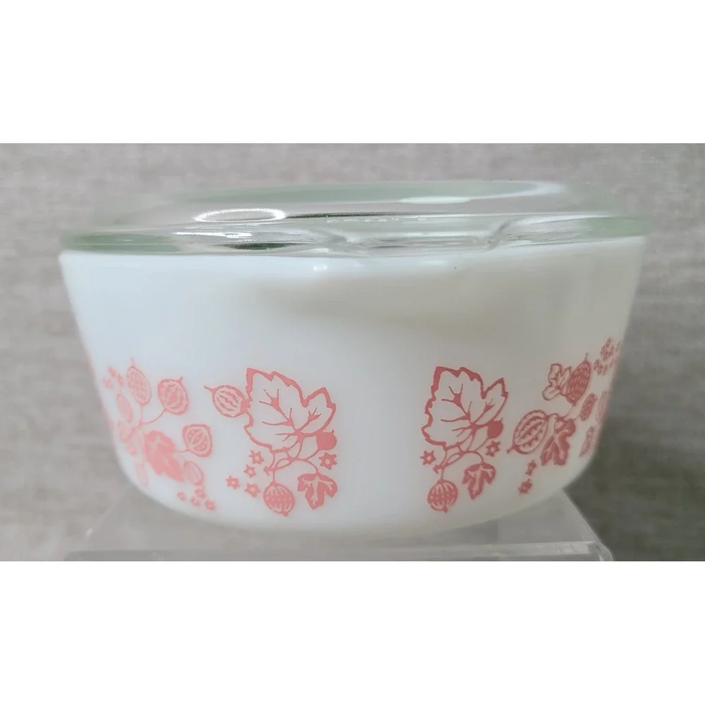 Pyrex vintage gooseberry